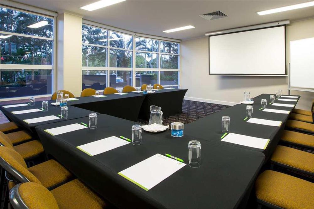 Days Inn By Wyndham Greenfield Facilities photo